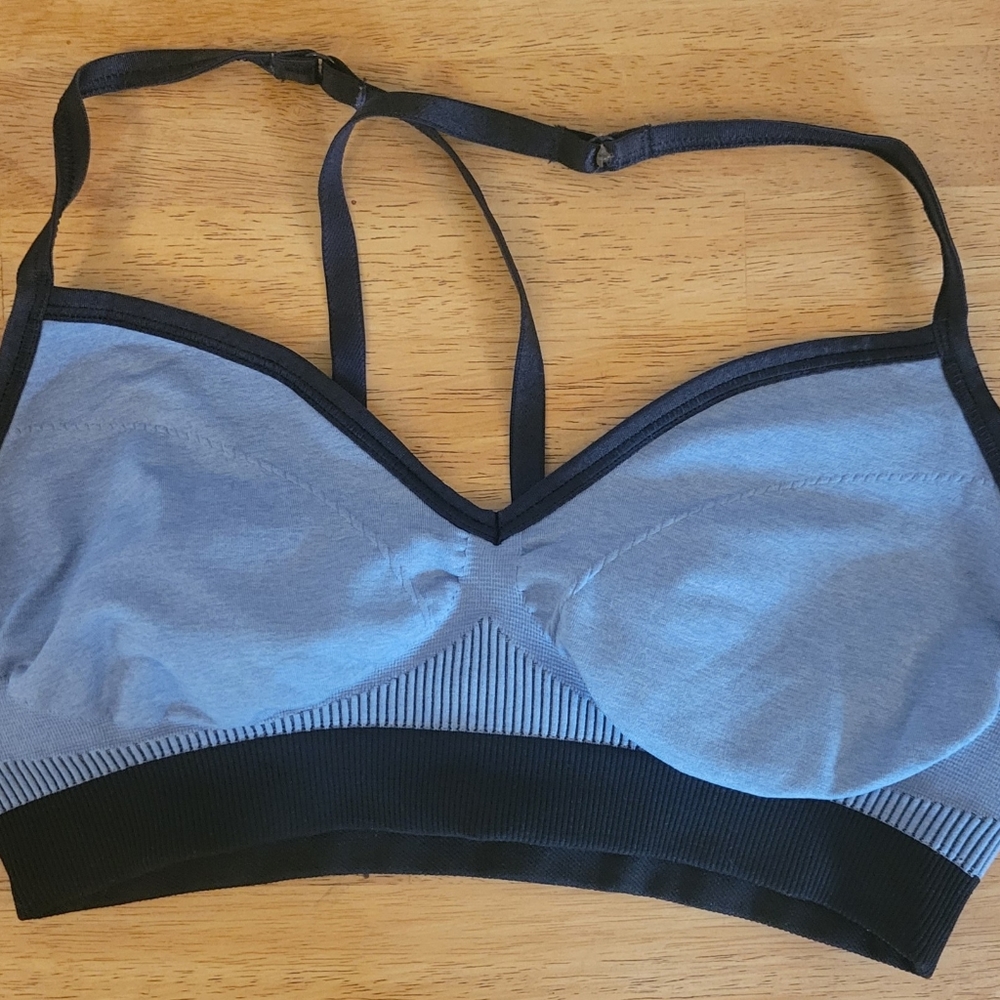 Lululemon blue/black sports bra